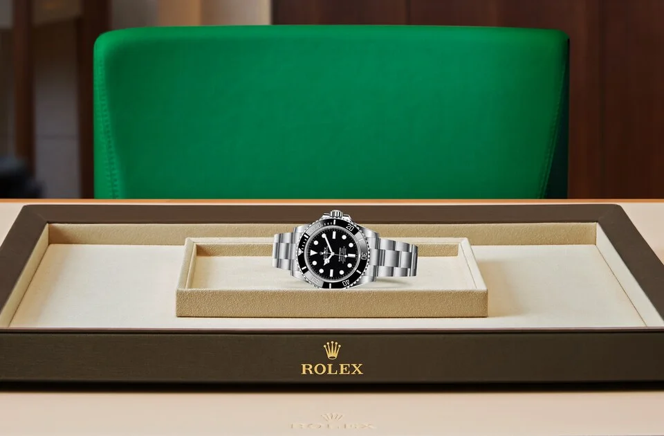 Rolex Submariner Oyster, 41 mm, Edelstahl Oystersteel - M124060-0001 at Huber Fine Watches & Jewellery