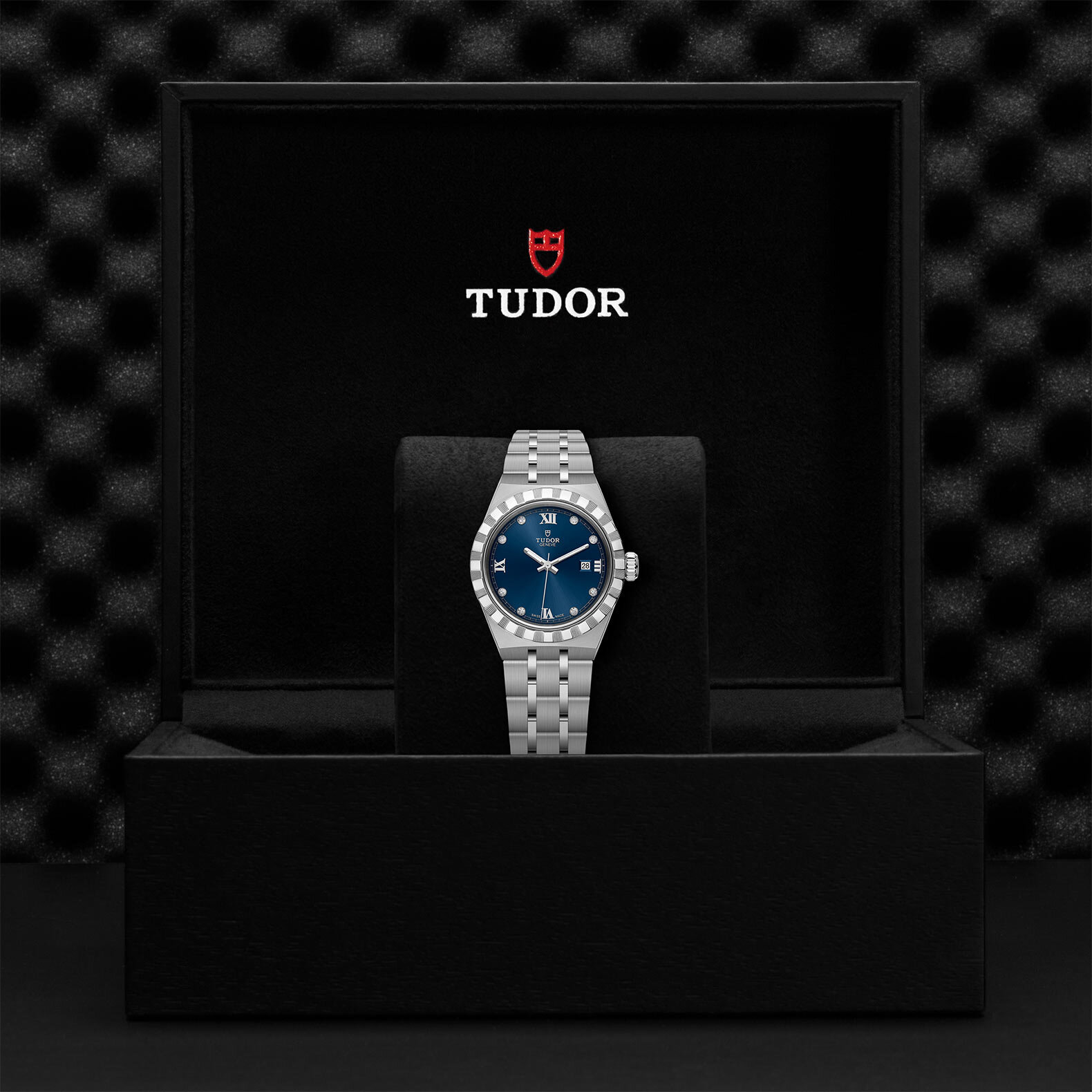 TUDOR Royal